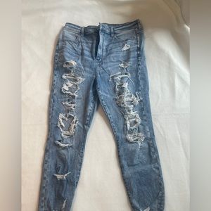 American Eagle distressed jeans